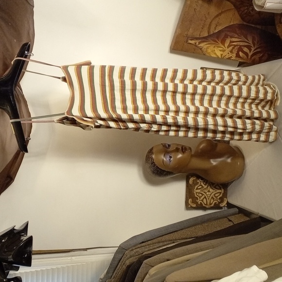 Volcom - Picture 4 of 4